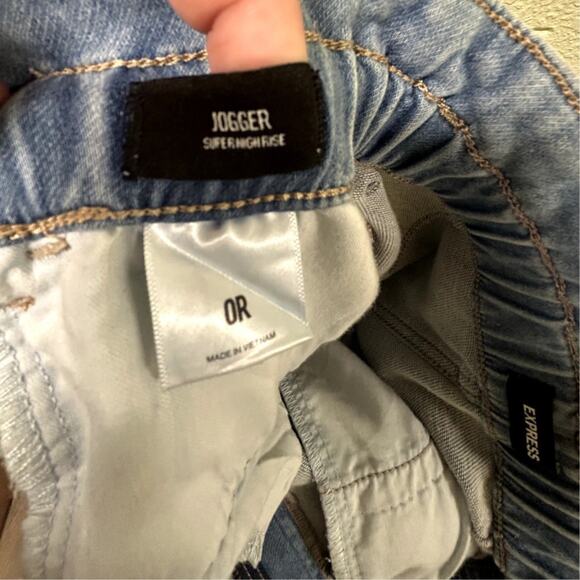 Express Soft High-Rise Jogger Jeans Size 0 - Picture 6 of 9